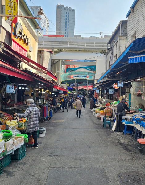 Explore  Namdaemun and Gwangjang markets