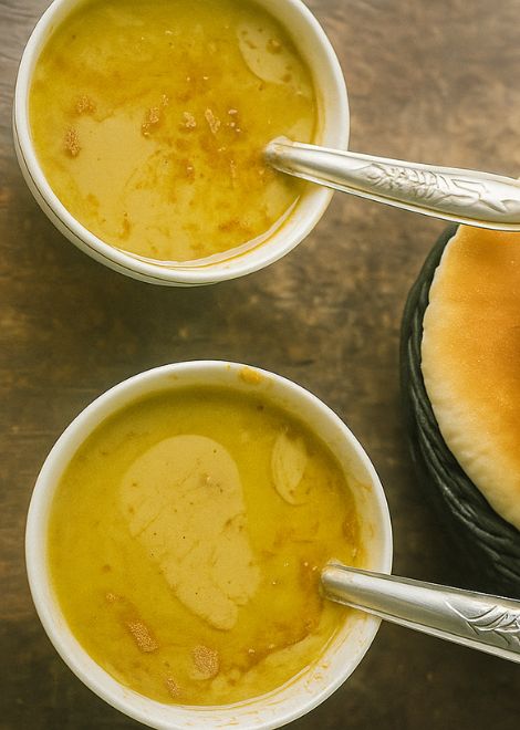 Eat like a local with steaming bowls of hearty bissara and warm khobz bread.