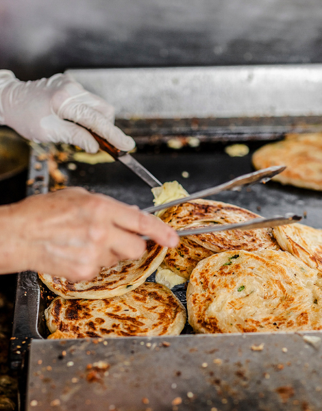 Flaky scallion pancake, Taiwan's quintessential street food