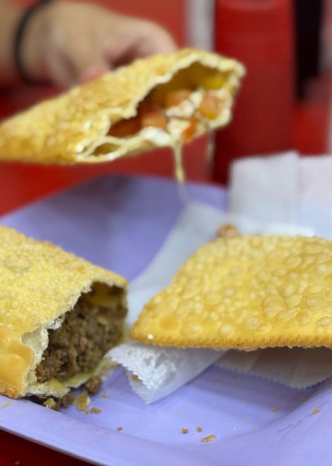 Join our 12+ taster daily evening food tour