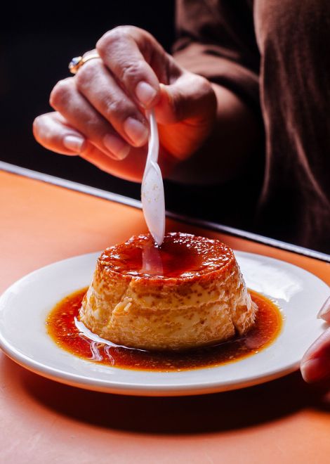A classic Mexican flan