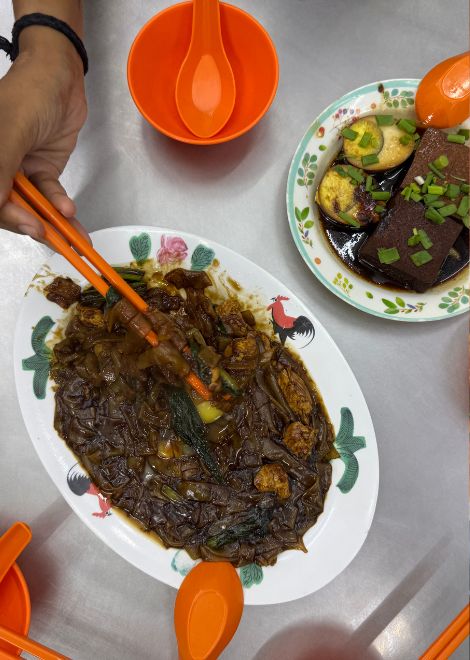 A smoky, savoury plate of traditional yu kong hor.
