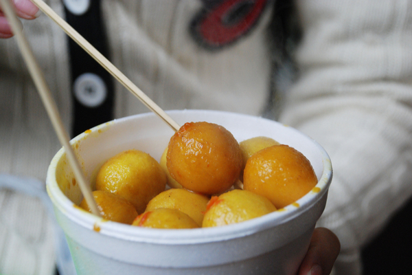 Hong Kong street food - curry fish balls