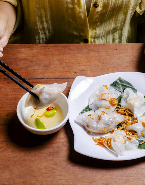 The more than a century-old white rose dumplings