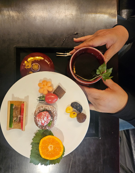 End at a traditional hanok tea house