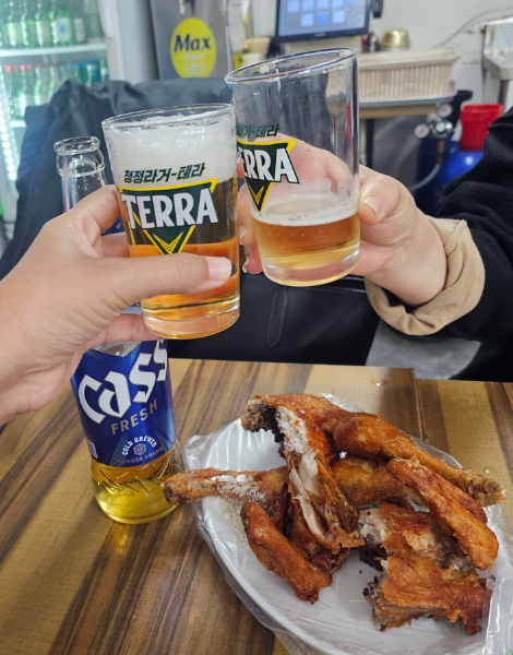 You can't leave Korea without trying crispy fried chicken and beer