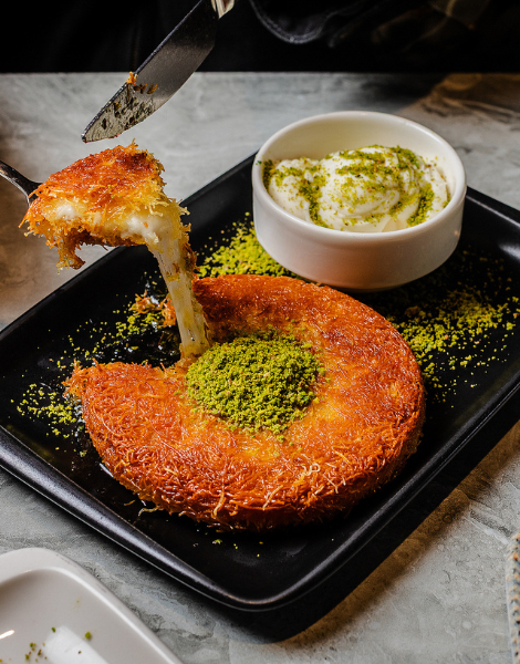 Phyllo pastry on the Turkish dessert, künefe