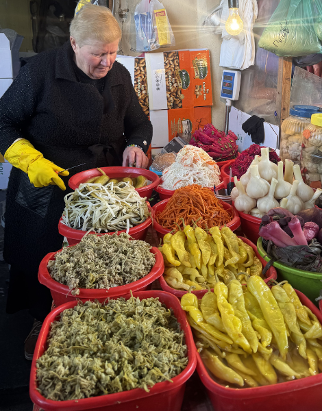 Our local expert explains the market stalls of Deserter Bazaar
