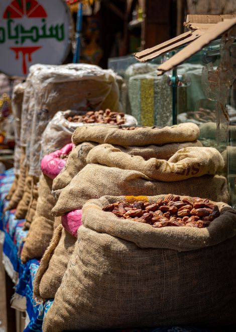 Explore the food markets, spices and herbs in Egyptian cooking