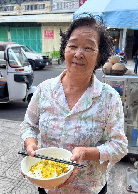 The food heroes of Phnom Penh.