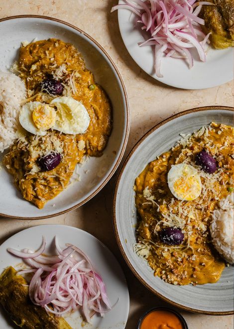 Discover the flavours of Lima on our daily 14+ tasting lunch tour.