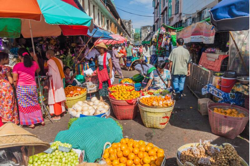 what to eat in yangon - fruit