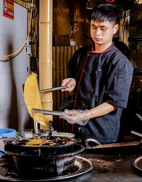 With legendary street food chefs