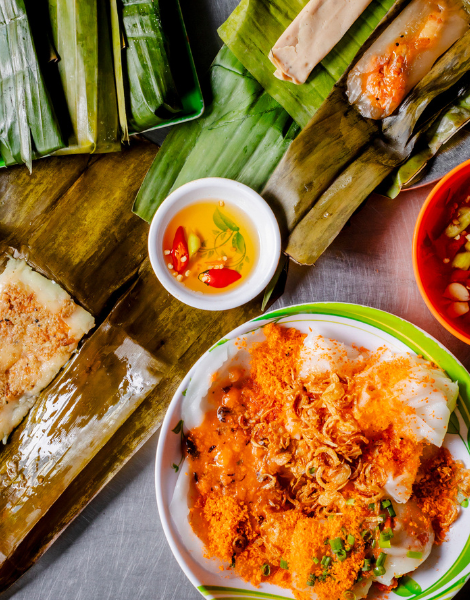 Banh nam rice cakes wrapped in banana leaves