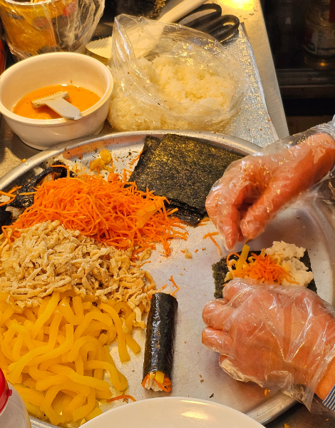 Gimbap seaweed rolls (some say better than sushi!)