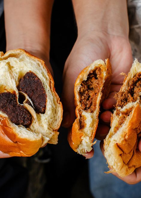 Soft, pillowy roti baso stuffed with savoury pork.