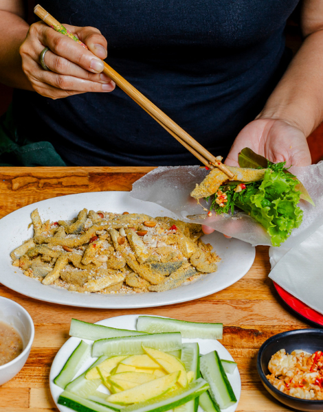 Try Da Nang fish salad with aromatic herbs