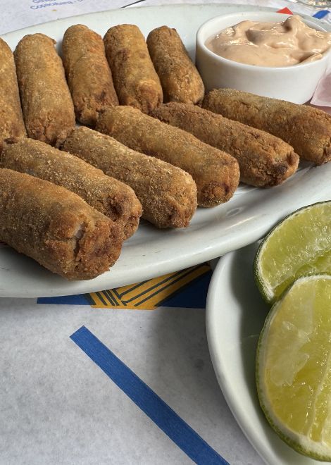 Patanisca codfish fritters