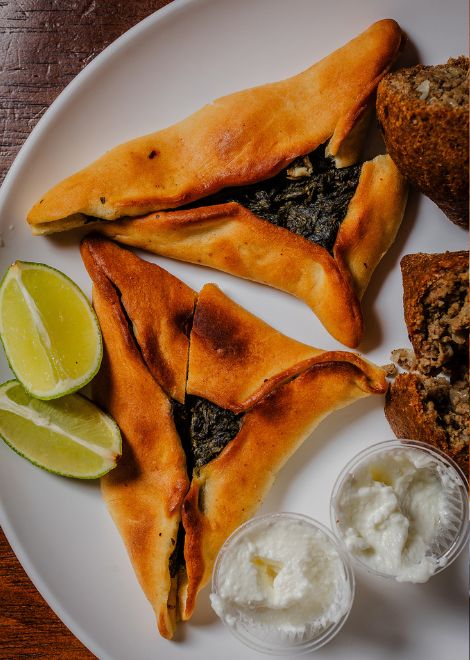 Discover the Lebanese community cuisine in the city