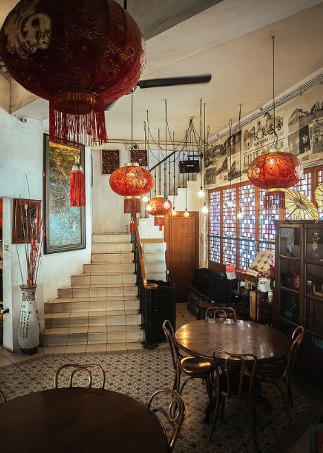 Pause for tea at one of Glodok's atmospheric old teahouses.