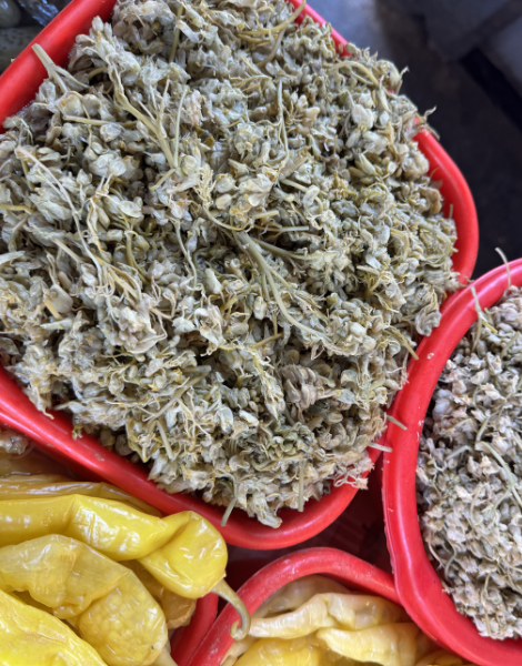 Try the unusual pickled jonjoli flowers