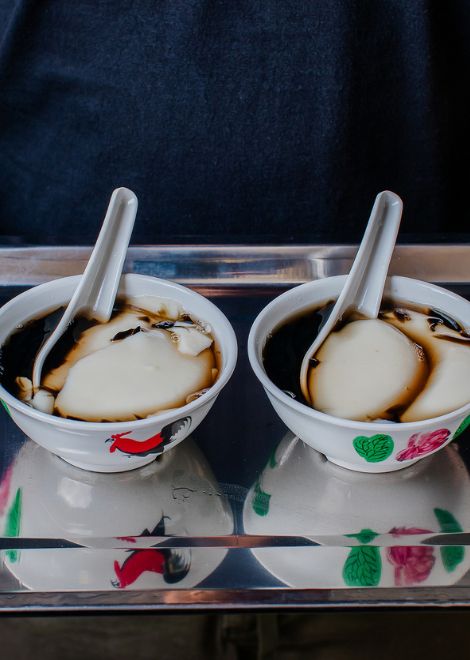 Silken tau fu fa with cooling grass jelly.