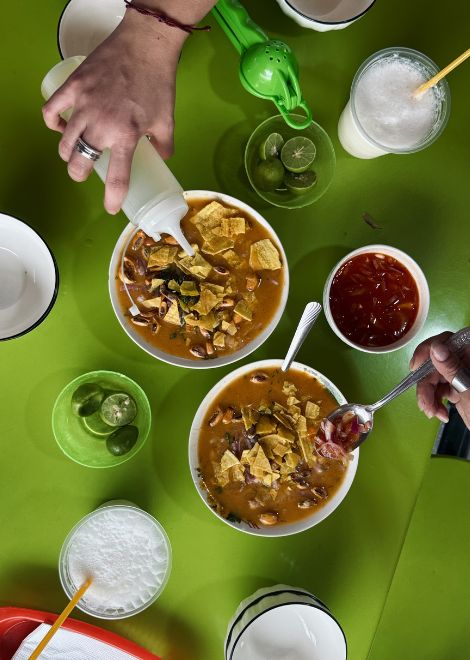 Join our daily 15+ tasting lunch tour in Cuenca