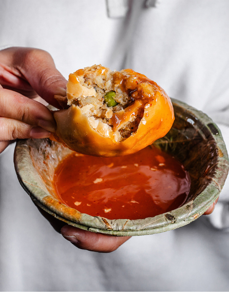 Street food samosas, deliciously flaky