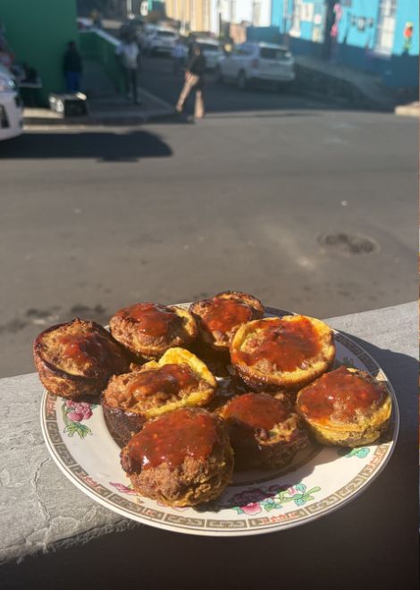 Boboti, traditional South African meat pies