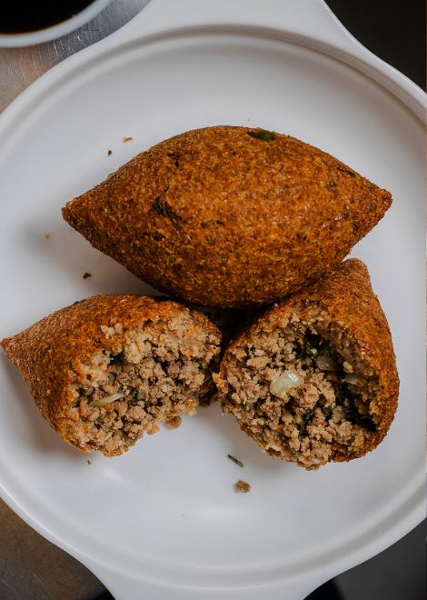 Discover the lasting influence of Rio's Lebanese community through the dishes they introduced to the city