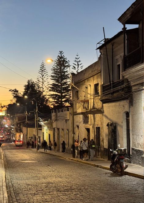 Sunset over Arequipa’s cobbled backstreets