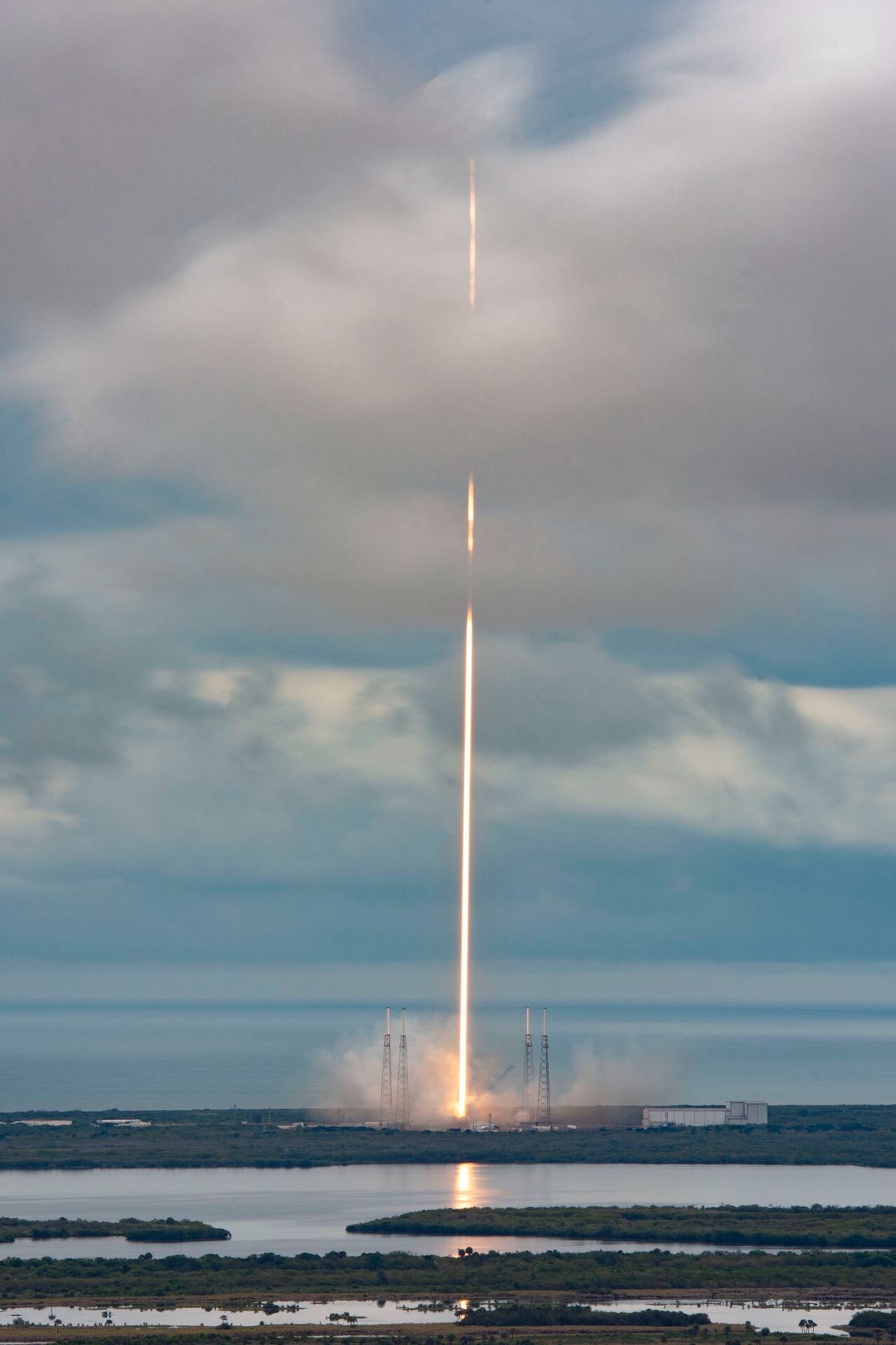 Falcon 9 Transporter-4 soaring in the sky of Cape canaveral