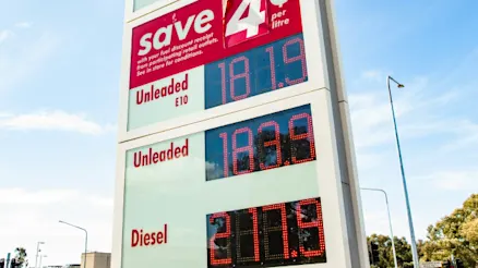 Clearing up the big fuel economy myths - what’s actually true?