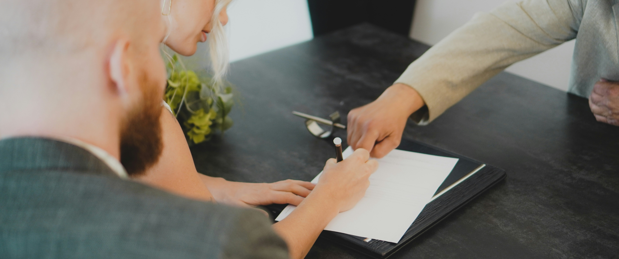 What documents do you need to sell a car in Australia?