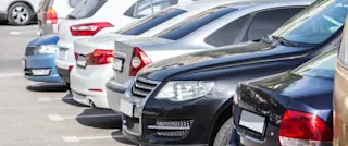 Buy or wait? Used cars are cheaper and most sold after a price cut