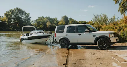 What not to do when towing a boat: safety tips to ensure you look like you belong at the yacht club