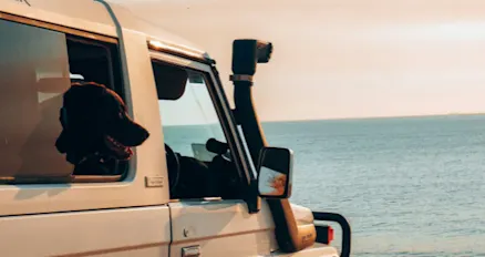 How to tackle sandy terrain while off-roading