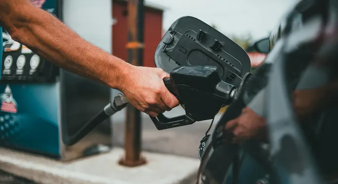 The truth about fuel price cycles – and how to time your fill-up