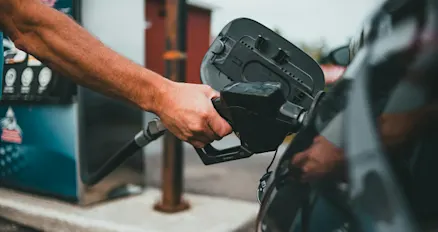 The truth about fuel price cycles – and how to time your fill-up