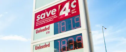 Clearing up the big fuel economy myths - what’s actually true? 