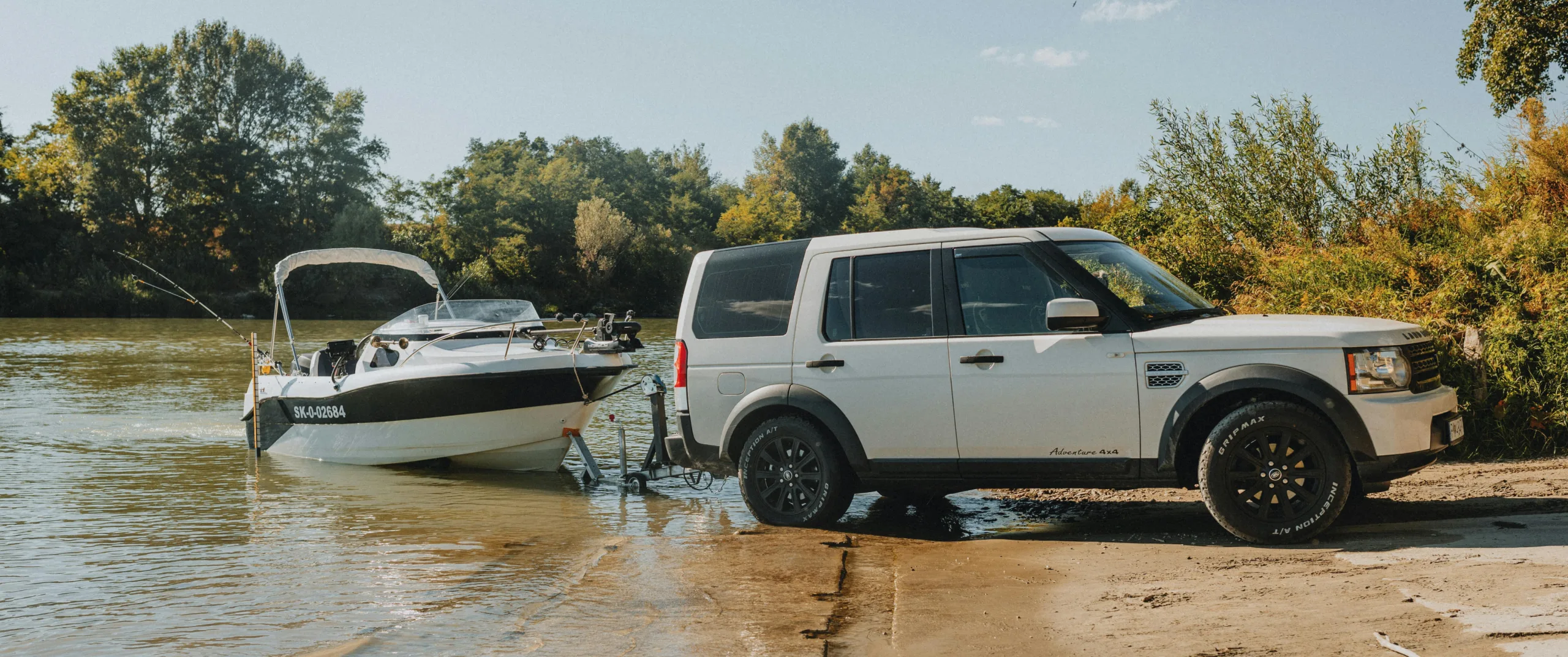 What not to do when towing a boat: safety tips to ensure you look like you belong at the yacht club