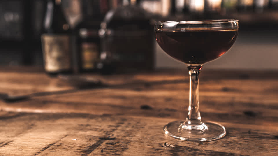 Manhattan, A Classic Cocktail Recipe