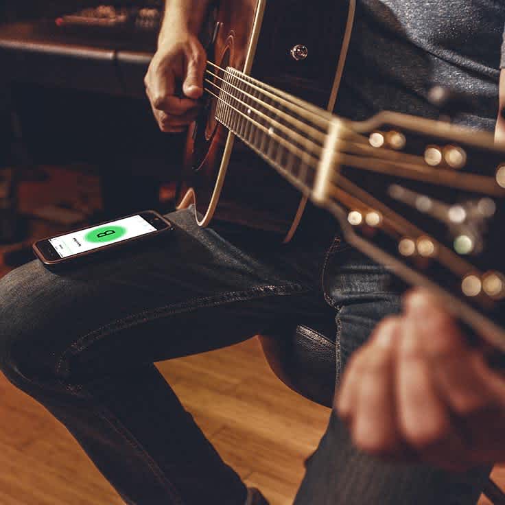 5 Times to Tune Your Guitar You Might Miss