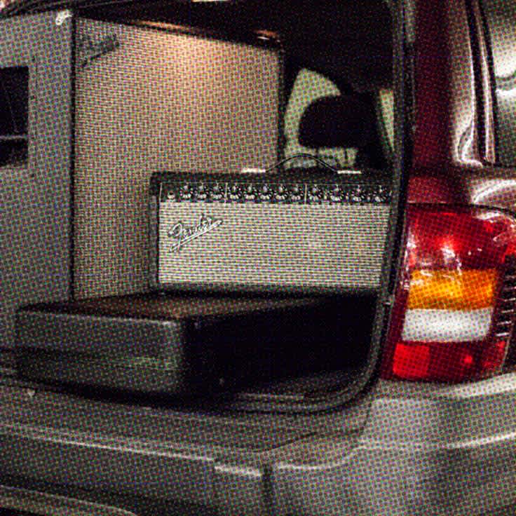 Get Rolling: 5 Dos and Don'ts for Transporting Your Amp