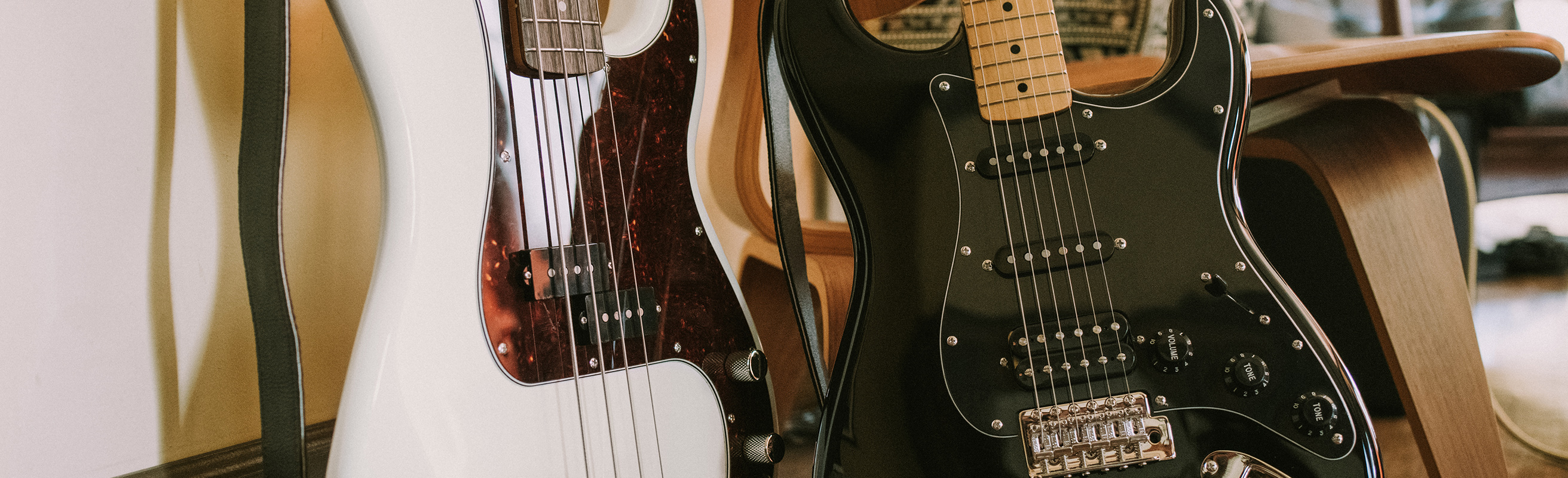 Bass vs Guitar: Differences & Which Is Better For You?