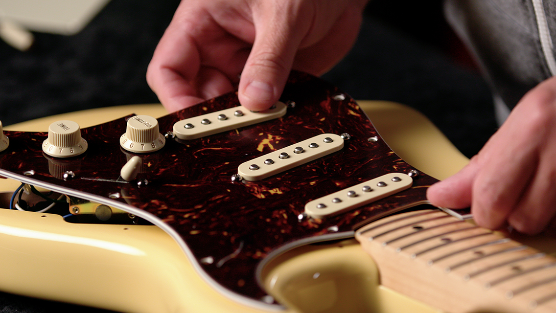 ギター MUSTANG guitar inspired by Lee Ranaldo Lee Ranaldo is