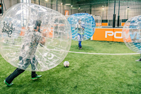 Outdoor Bubble-Fußball-Spektakel