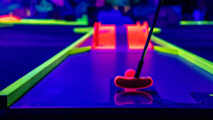 Verrücktes Mini-Golf Vergnügen mit Bonuspunkten