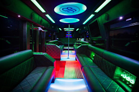 Luxus Partybus mit Club-Atmosphäre