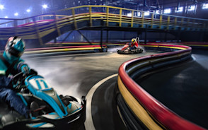 Indoor Go-Kart mit Kölsch